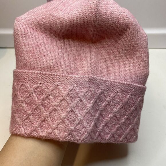 New With Tags Echo beanie Pink winter Hat with pom pom On Top for women - Picture 2 of 8